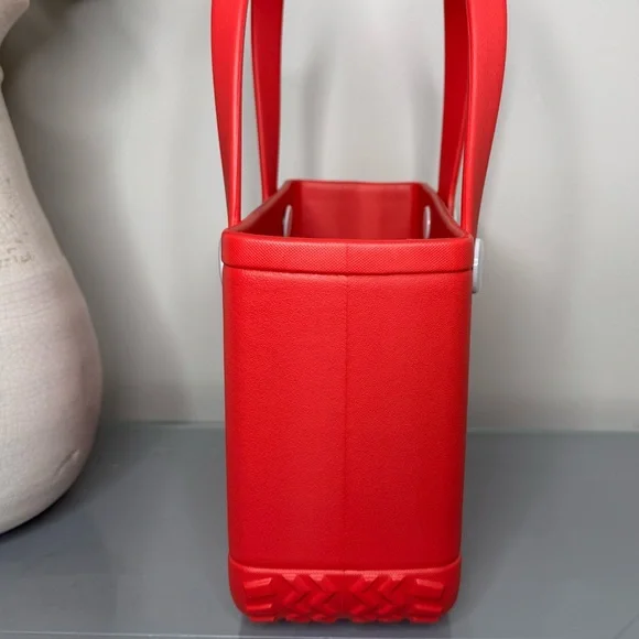 NWT! EVA Bogg / Croc style Waterproof Tote - Bitty Size- red - Picture 2 of 4